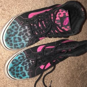 Leopard high-top vans size 9